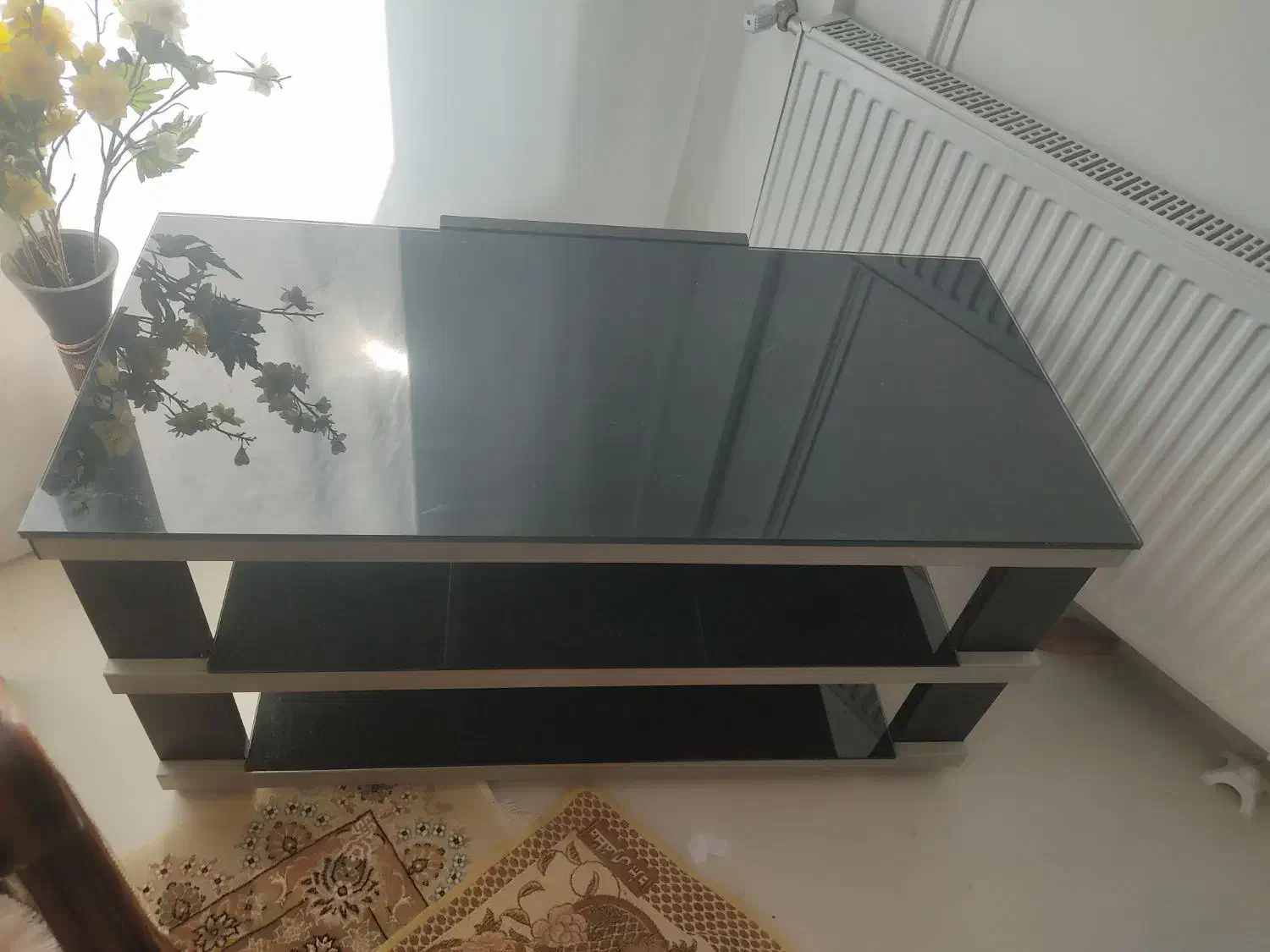 میز تلویزیون ابعاد 100 در 50|میز تلویزیون|قم, شهرک قدس|دیوار