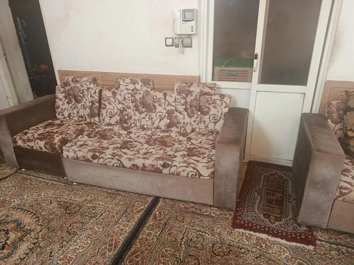 مبل ۱۲نفره|مبلمان خانگی و میز عسلی|اصفهان, قهجاورستان|دیوار