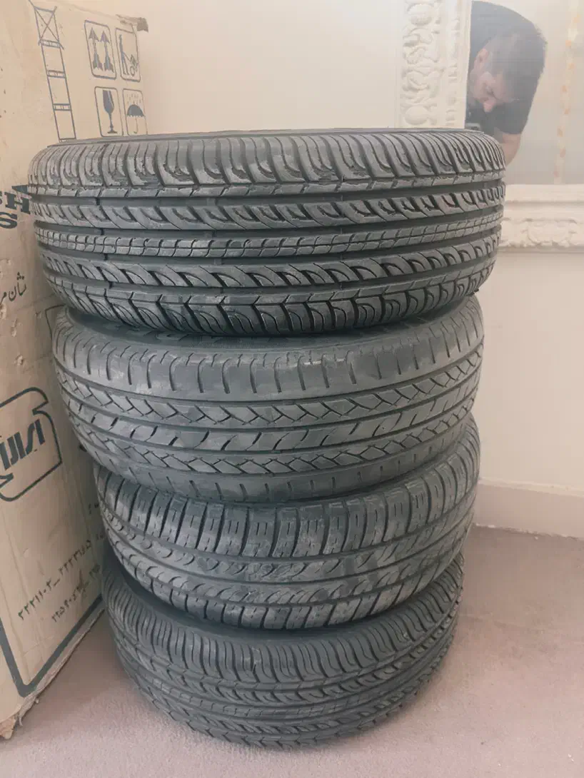 ۴ حلقه رینگ و لاستیک پژو|قطعات یدکی و لوازم جانبی|تهران, تهرانسر شمالی|دیوار