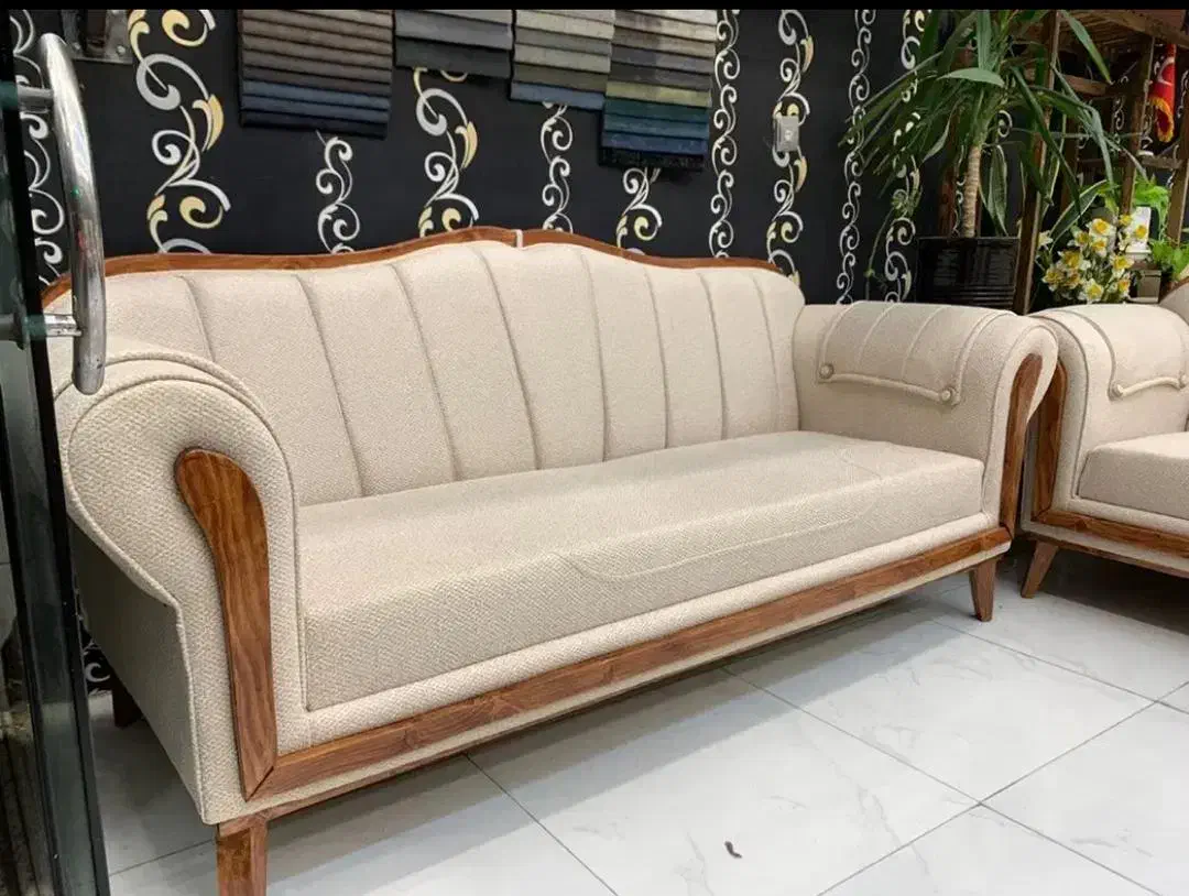 مبل راحتی کلاسیک ابزاری|مبلمان خانگی و میز عسلی|مشهد, گرجی علیا|دیوار