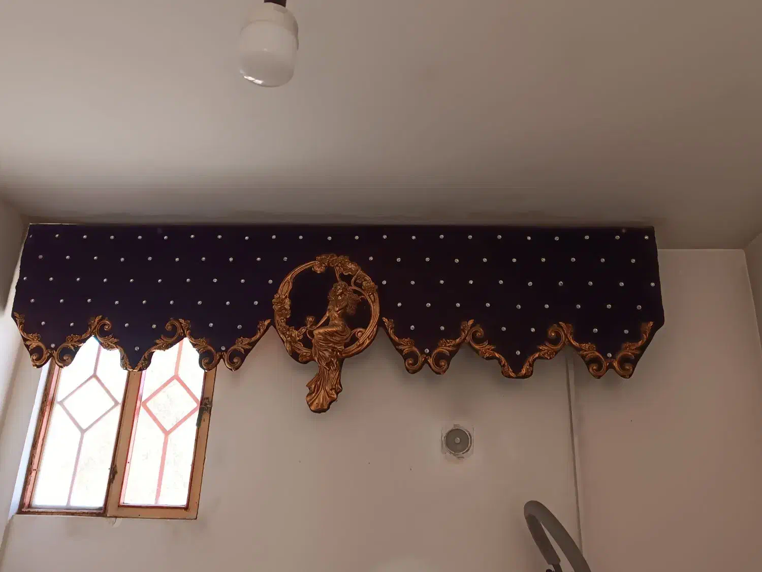 قاب پرده کاملا سالم با تخفیف|پرده، رانر، رومیزی|تاکستان, |دیوار