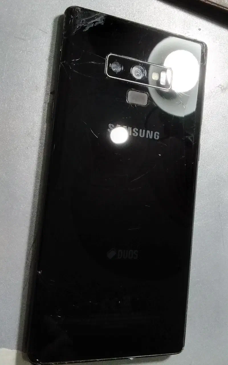 فروشندهو خریده موبایل شما حتی بدونلــ-وازم|موبایل|کرج, باغستان|دیوار