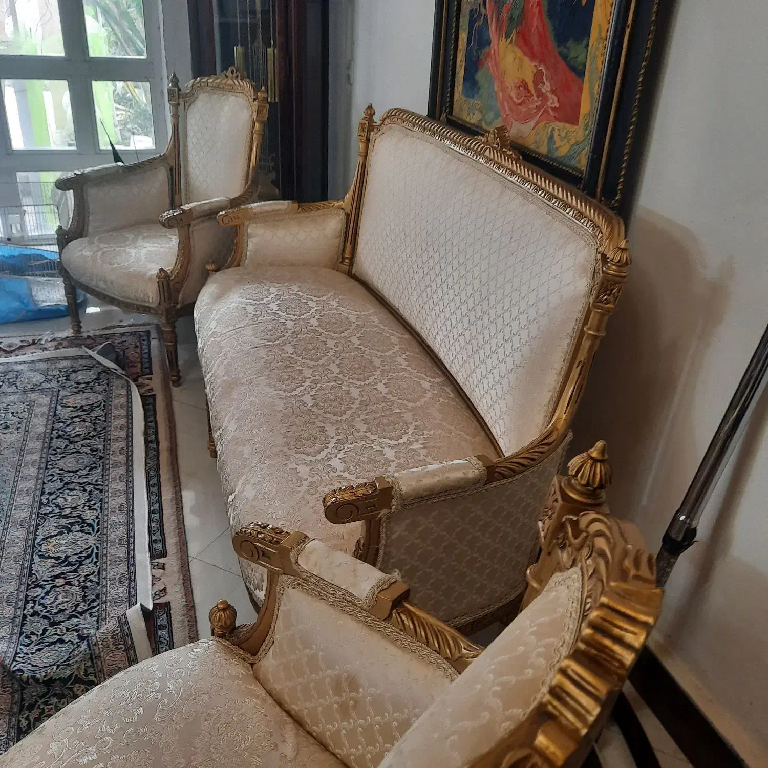 مبلمان استیل طلایی همراه با میز جلو مبلی|مبلمان خانگی و میز عسلی|آمل, |دیوار