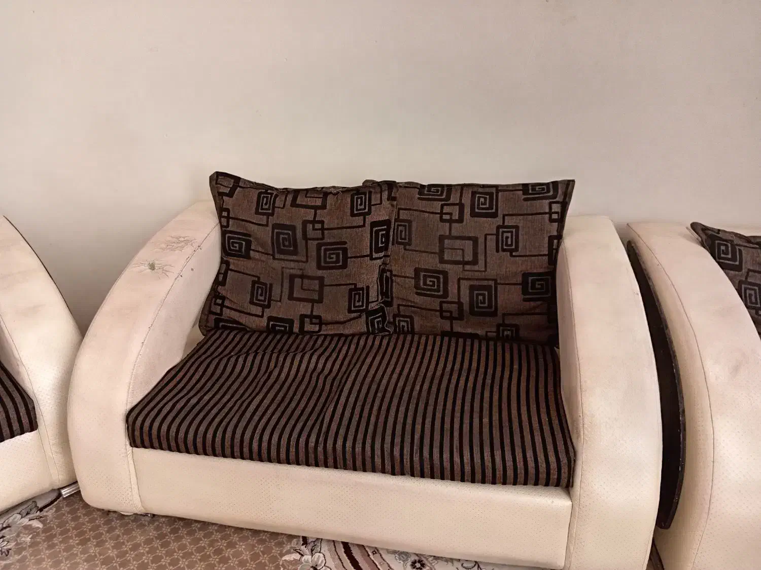 مبل راحتی|مبلمان خانگی و میز عسلی|سبزوار, جوادیه شرقی|دیوار