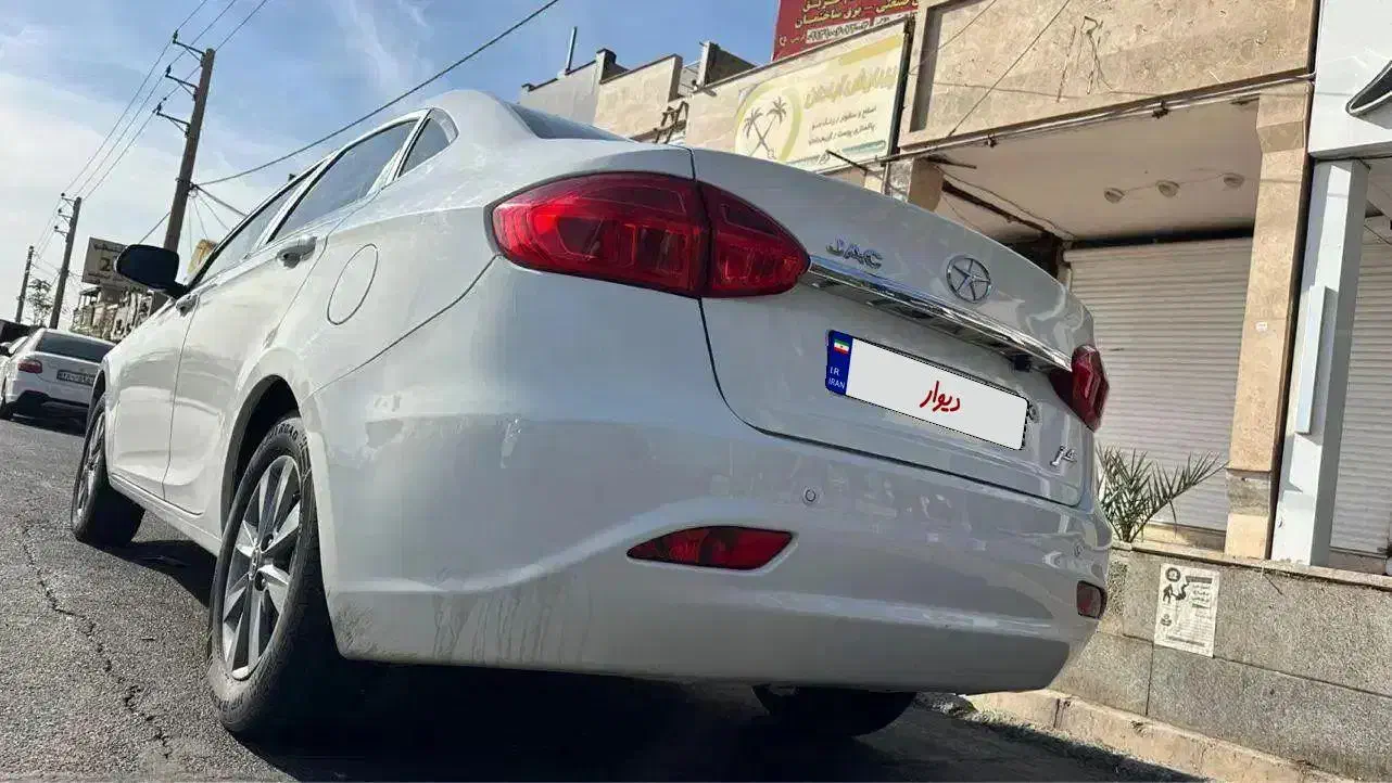 جک j4|خودرو سواری و وانت|پرند, فاز ۰|دیوار