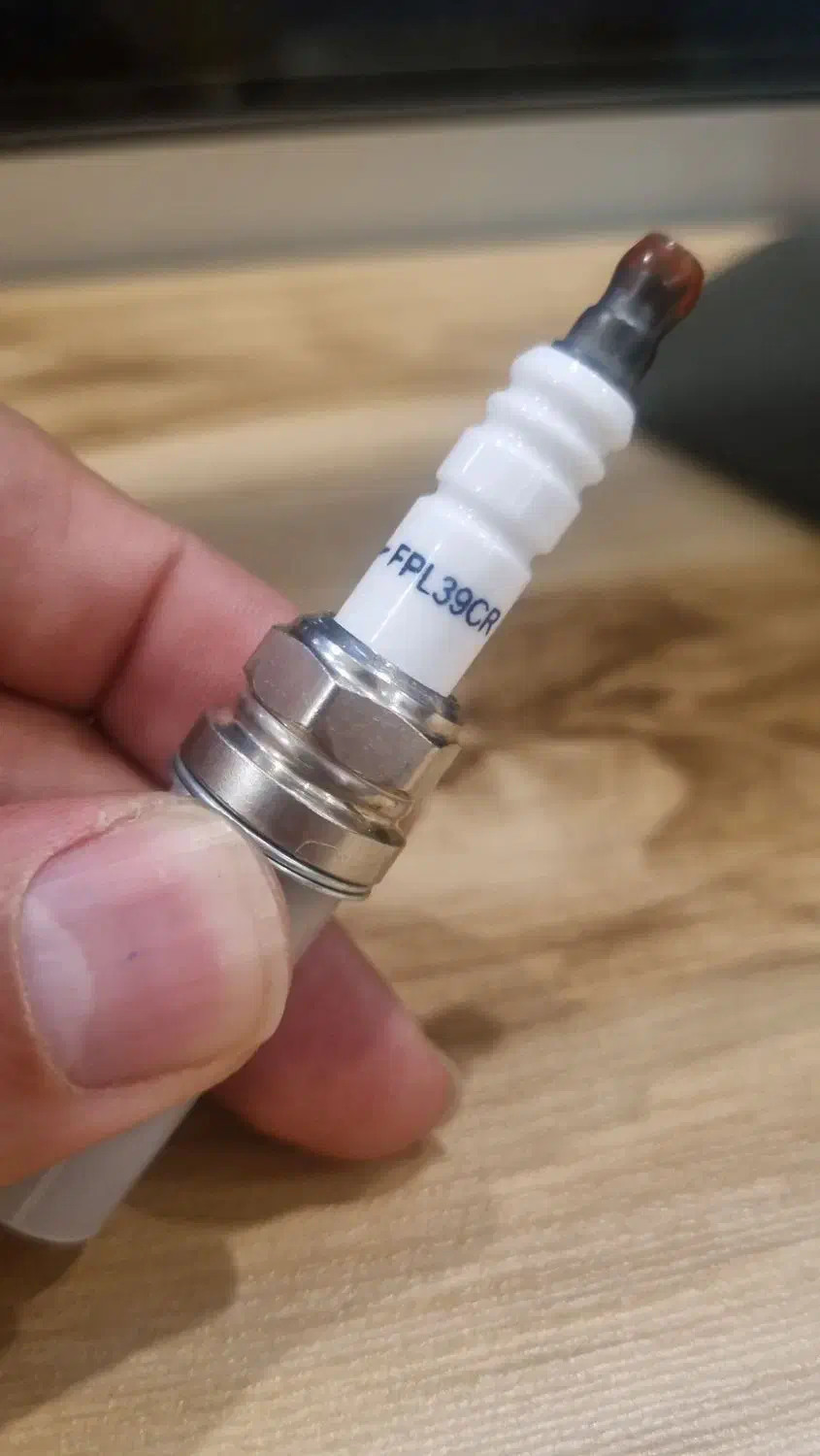 شمع پایه بلند فلش پوینت (TU5)|قطعات یدکی و لوازم جانبی|فردیس, نسترن غربی|دیوار