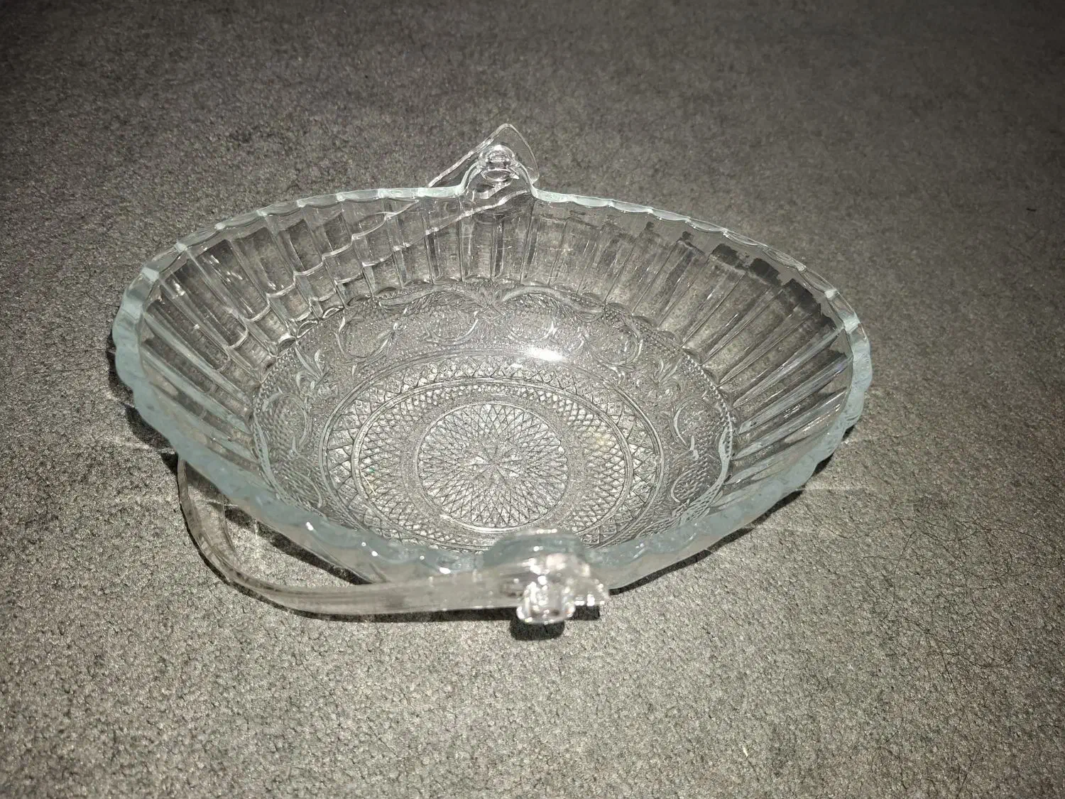 آجیل یا شکلات خوری دسته دار|ظروف سرو و پذیرایی|بهبهان, |دیوار