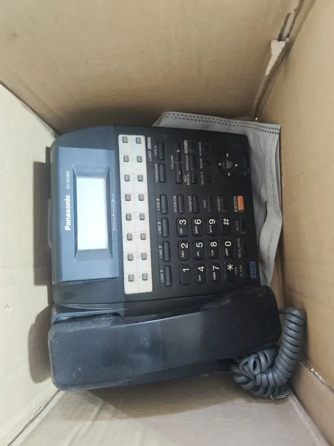 تلفن پاناسونیک ۴ خط و تک خط|تلفن رومیزی|شیراز, باجگاه|دیوار