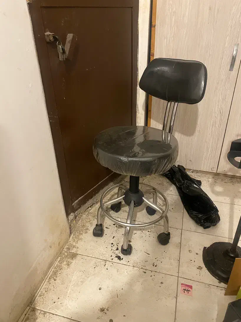 آرایشی|آرایشگاه و سالن‌های زیبایی|رشت, معلم|دیوار