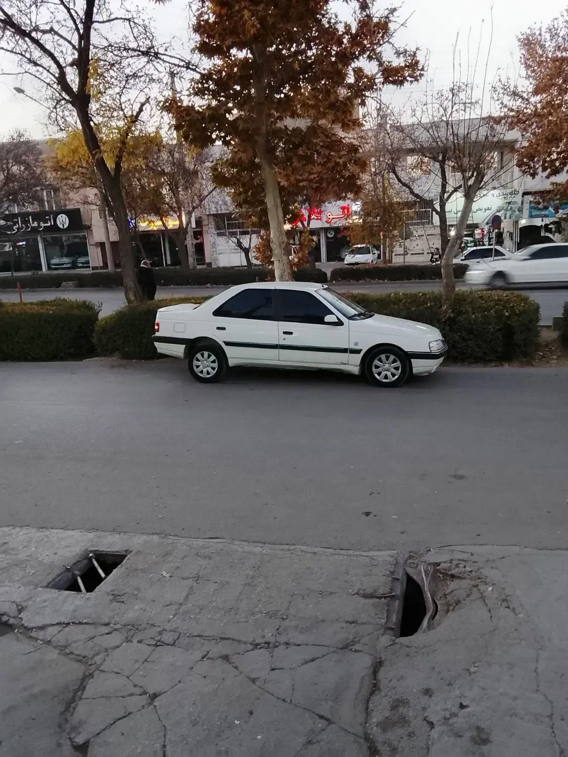 ماشین ۴۰۵ اسیولیک ‌(تی یو فای)|خودرو سواری و وانت|بجنورد, |دیوار