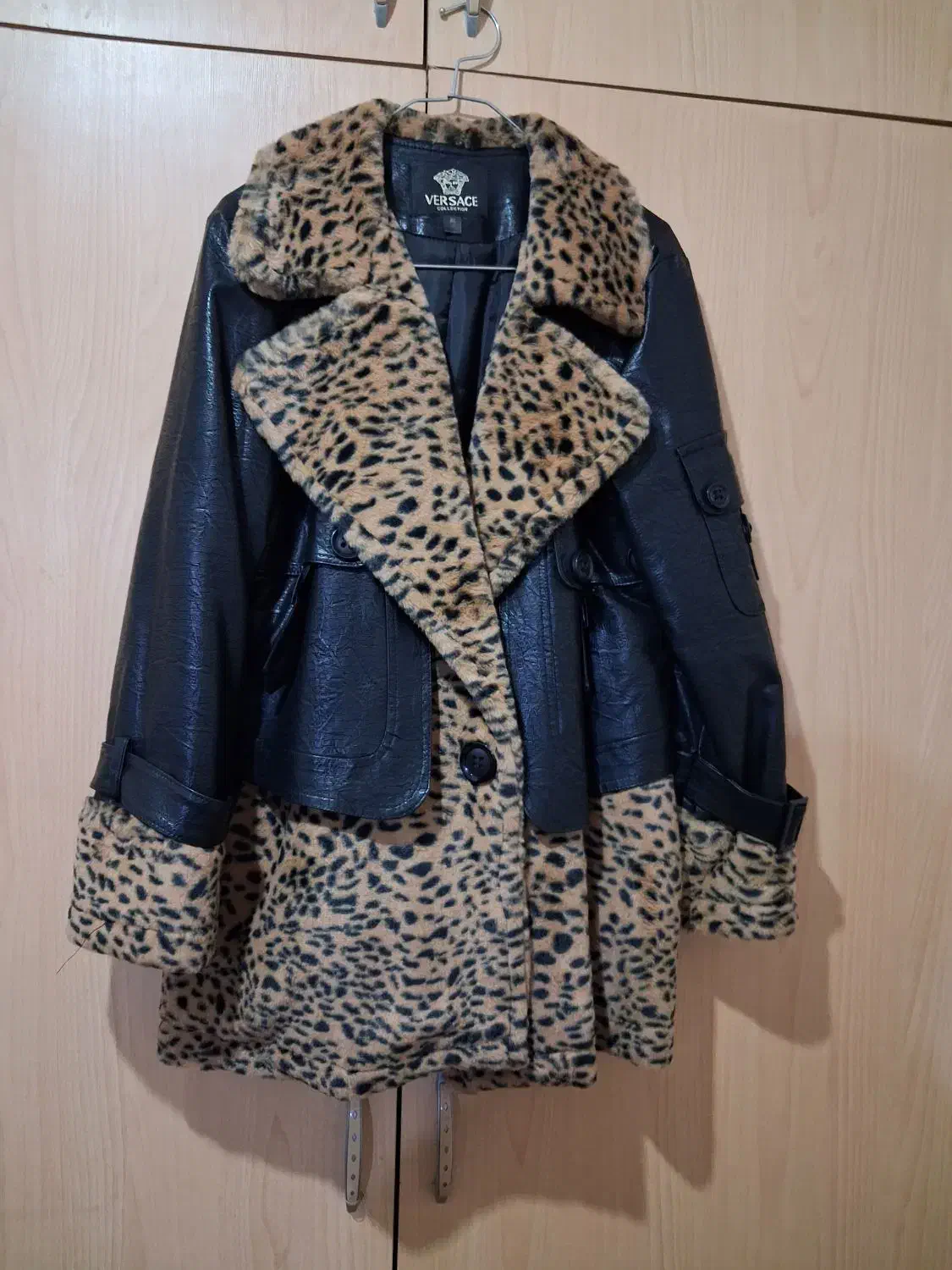 پالتو|لباس|ارومیه, |دیوار