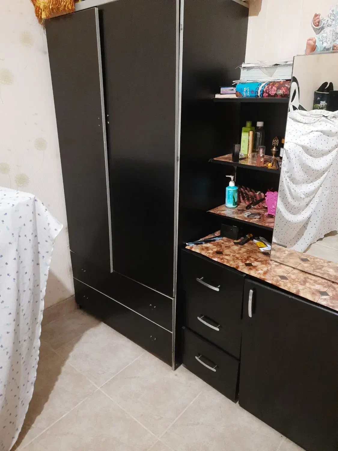 یک عدد کمد ویک عدراور|جاکفشی، کمد، دراور|محمدشهر, محمدشهر|دیوار