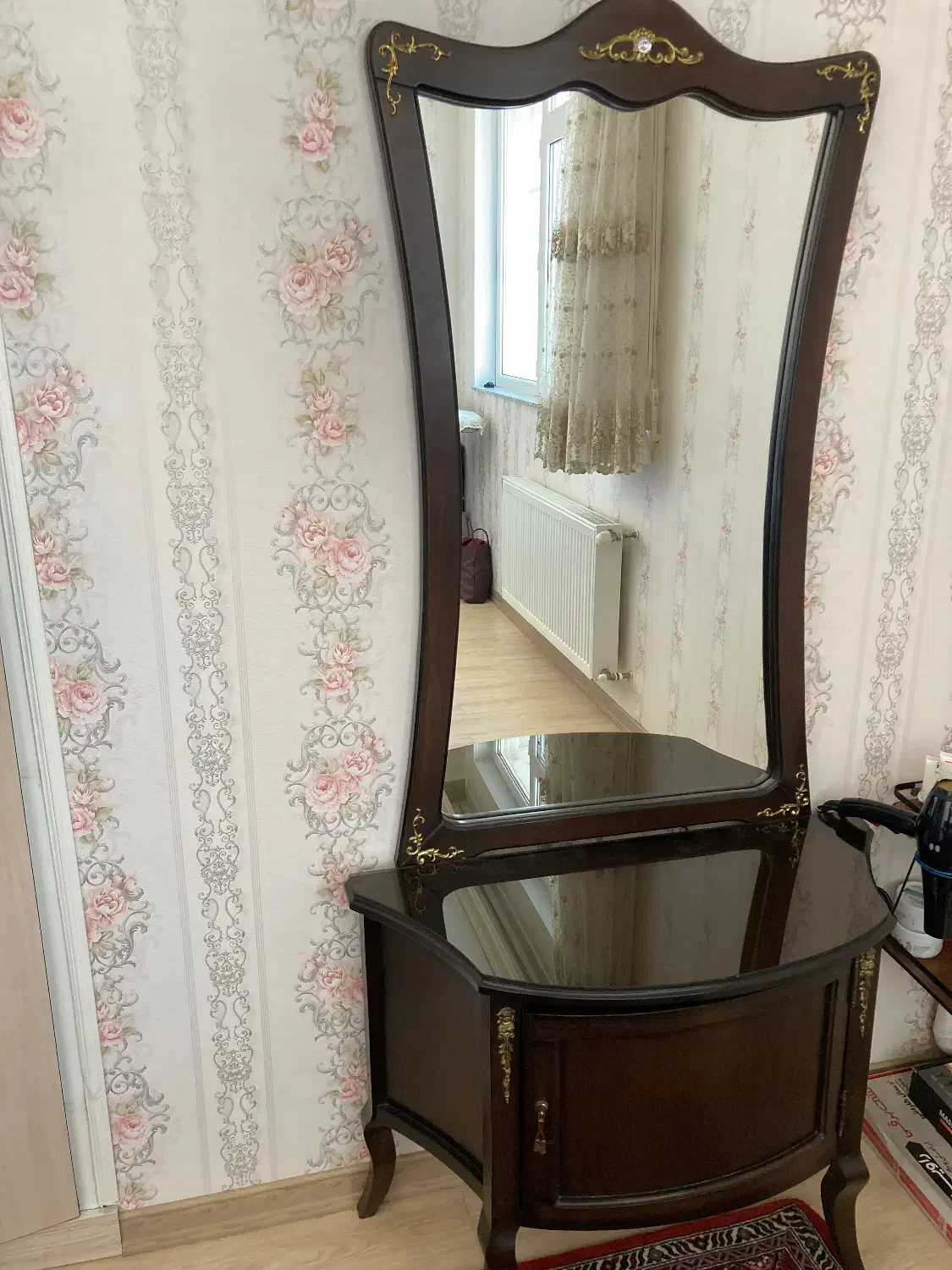 آینه کنسول|بوفه، ویترین، کنسول|اردبیل, |دیوار