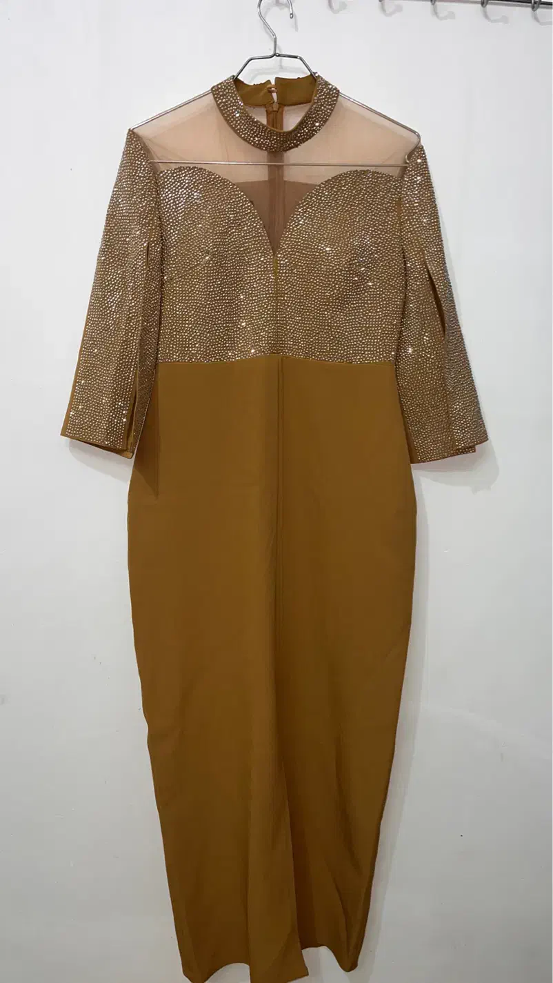 لباس مجلسی|لباس|نهاوند, |دیوار