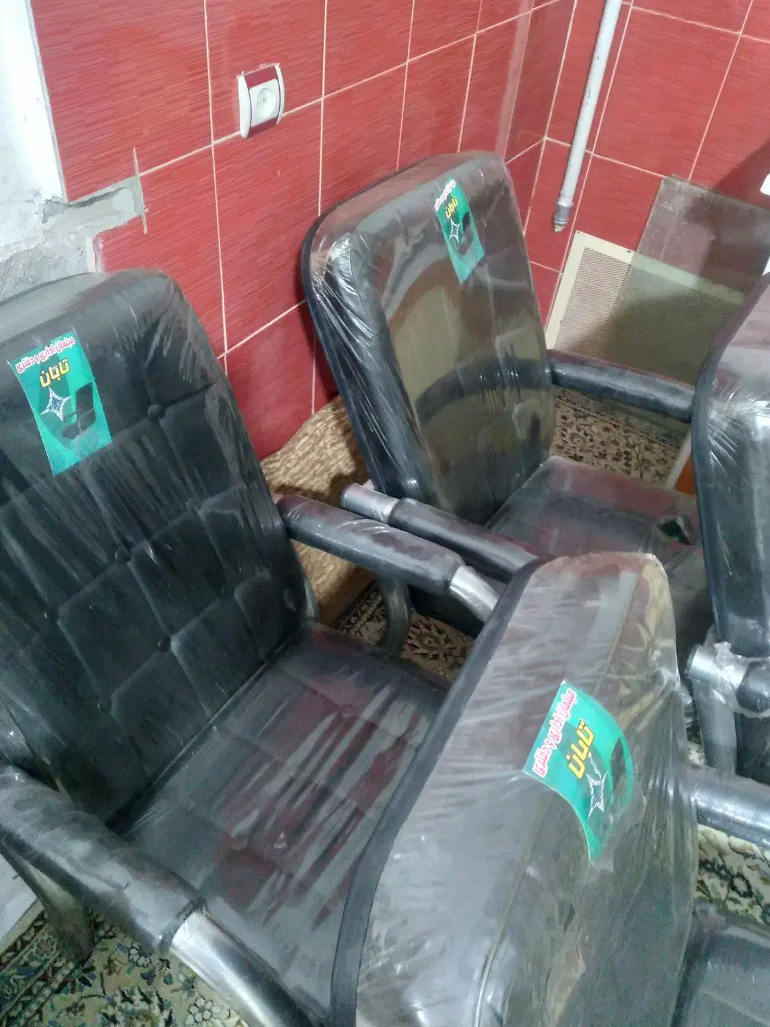 صندلی|دفتر کار|بروجرد, |دیوار