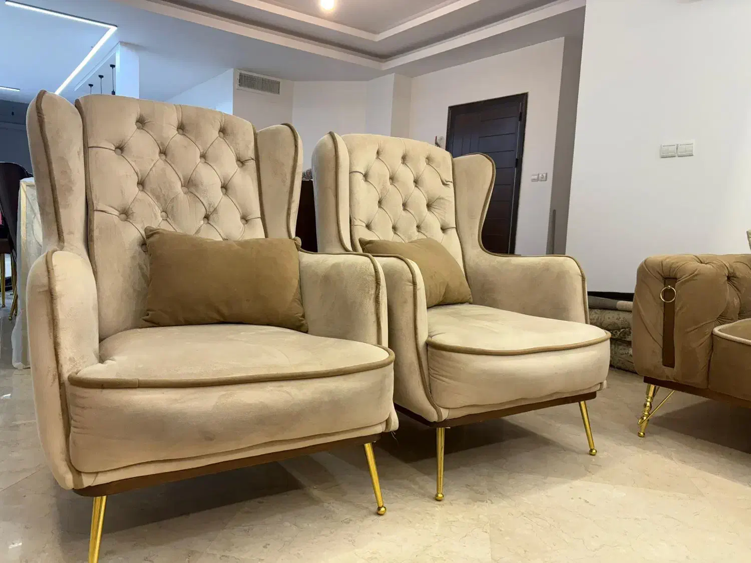 مبلمان چستر۸نفره و ناهارخوری۸ نفره|مبلمان خانگی و میز عسلی|کرج, مهرویلا جنوبی|دیوار