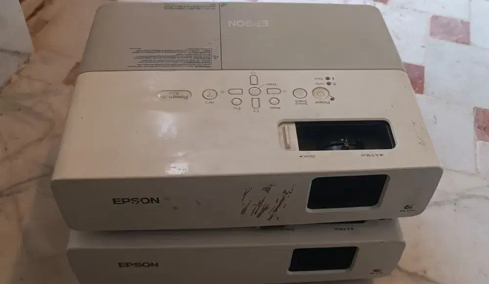 ویدئو پروژکتور|تلویزیون و پروژکتور|شهرضا, |دیوار