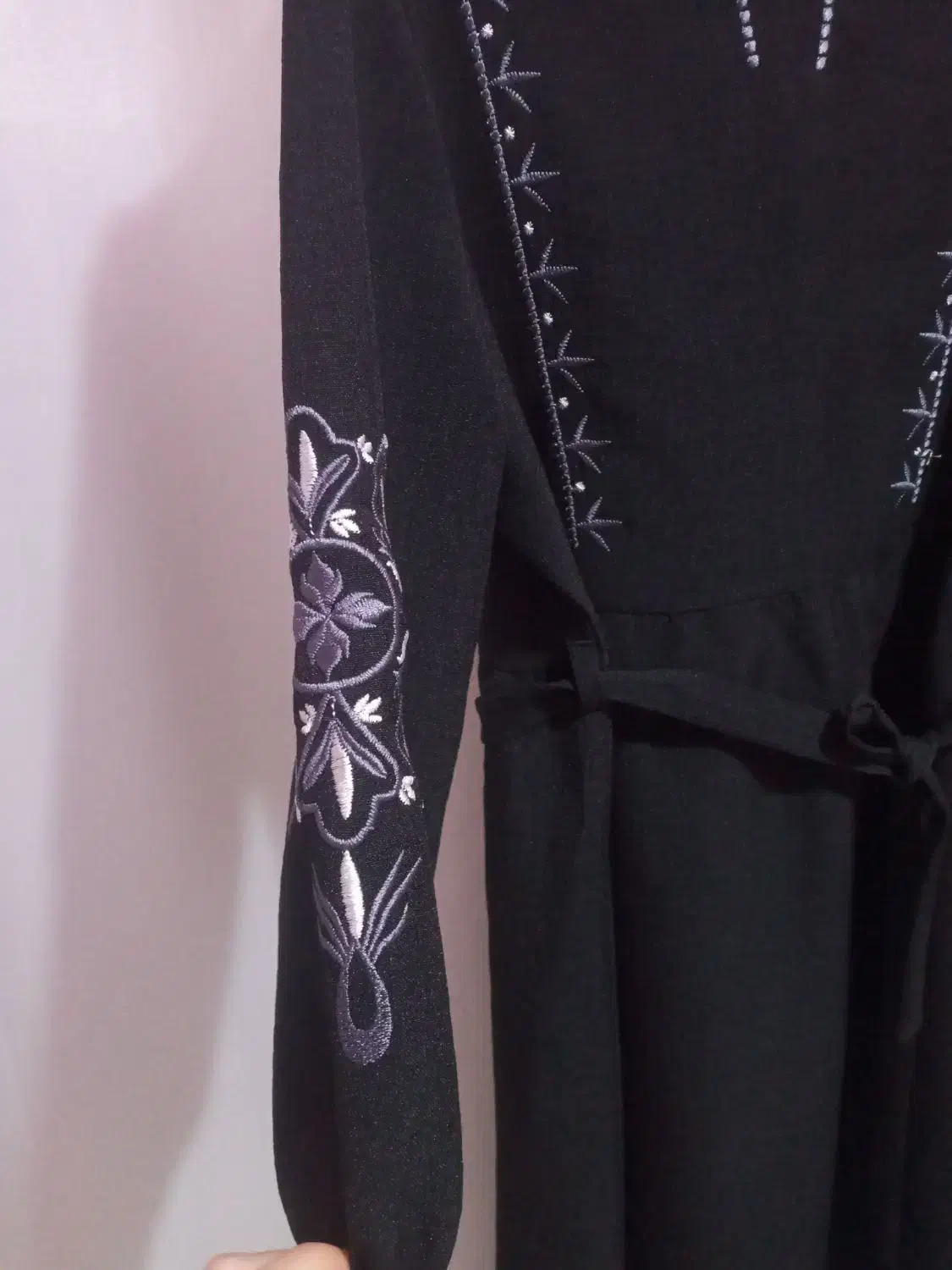 پوشاک|لباس|فردیس, فردیس|دیوار