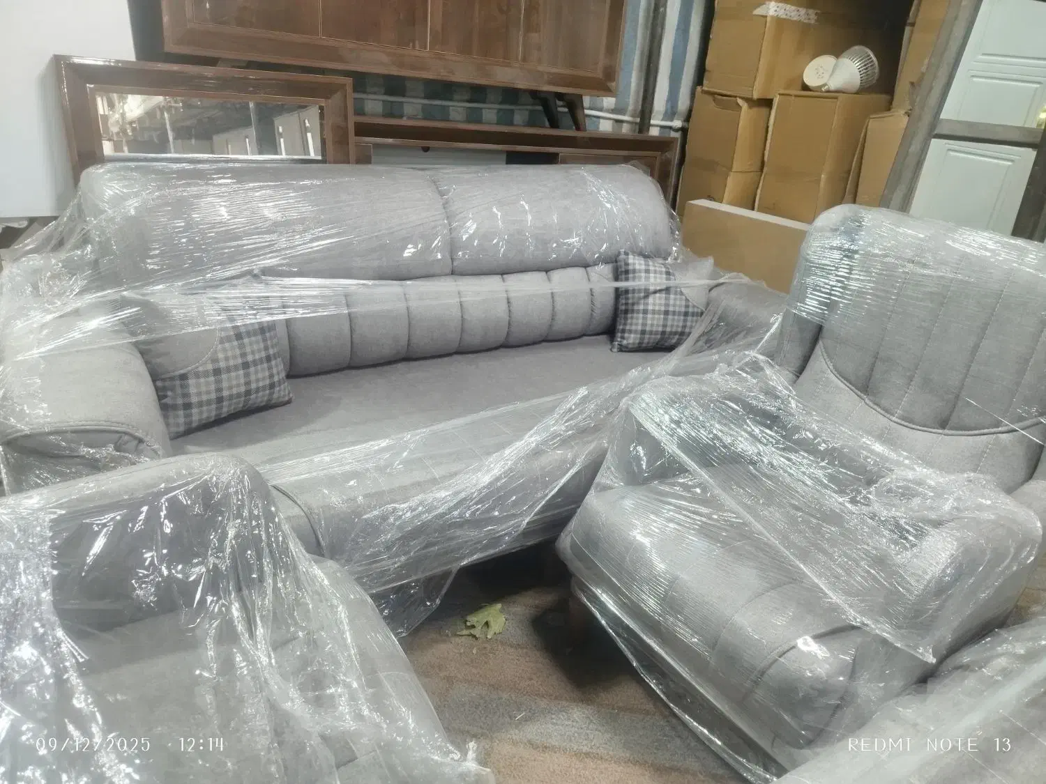 مبل مینی مال کیفیت عالی|مبلمان خانگی و میز عسلی|قرچک, باقرآباد|دیوار