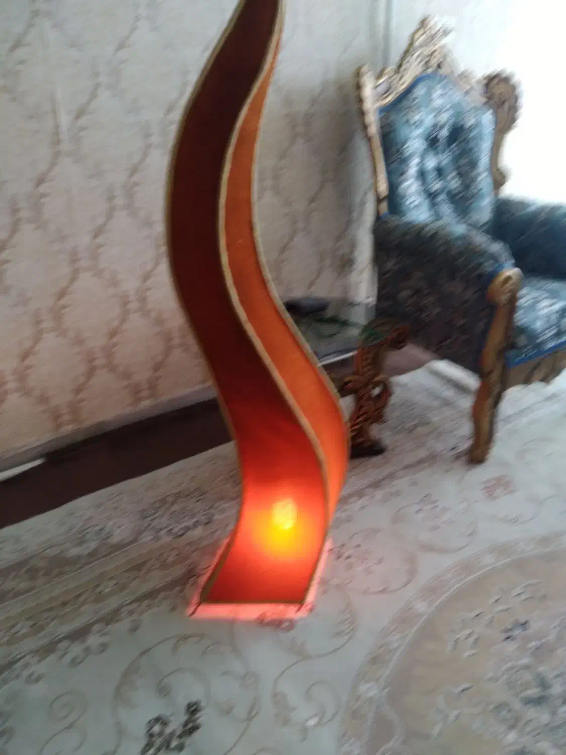 فروش یک عدد آباژور سالم در حد نو|چراغ خواب و آباژور|ورامین, ورامین|دیوار