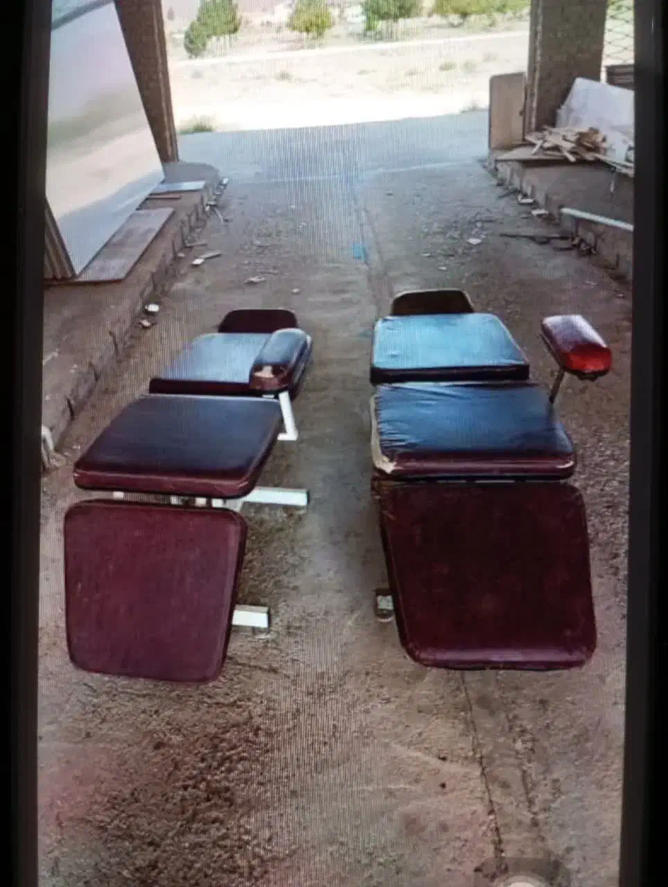 صندلی|آرایشگاه و سالنهای زیبایی|یزد, |دیوار