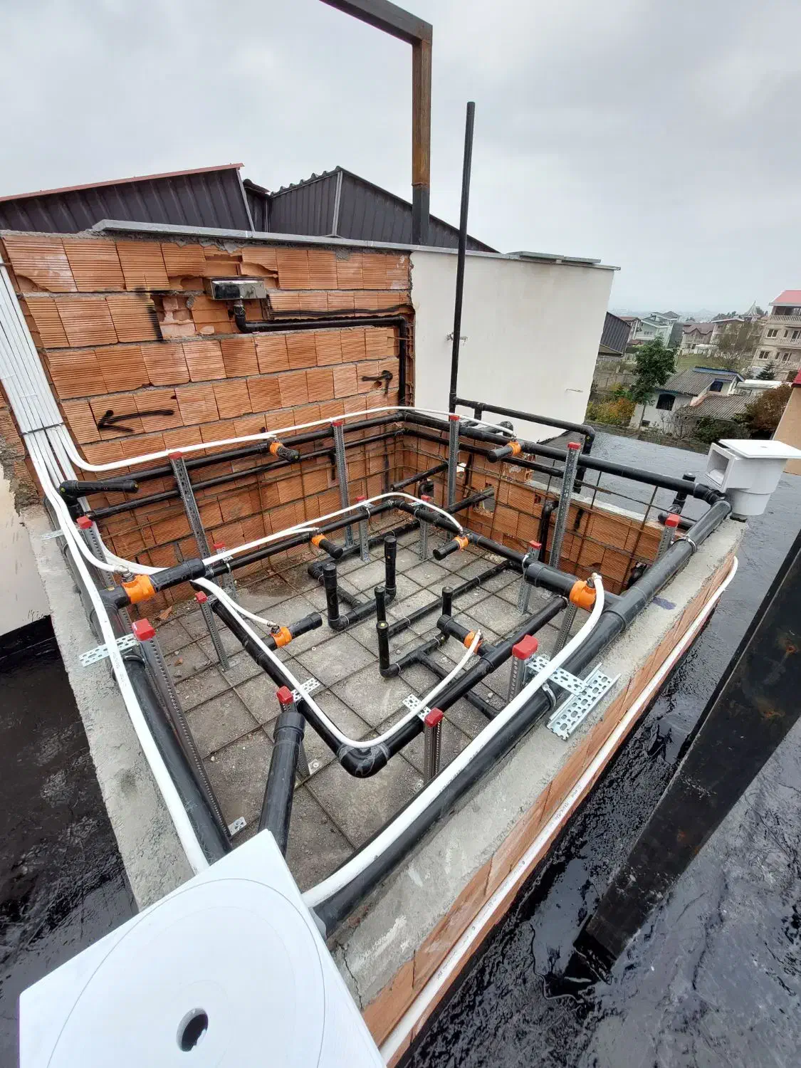 تاسیسات ساختمان. استخر جکوزی موتورخانه. کولرگازی|خدمات پیشه و مهارت|چالوس, |دیوار