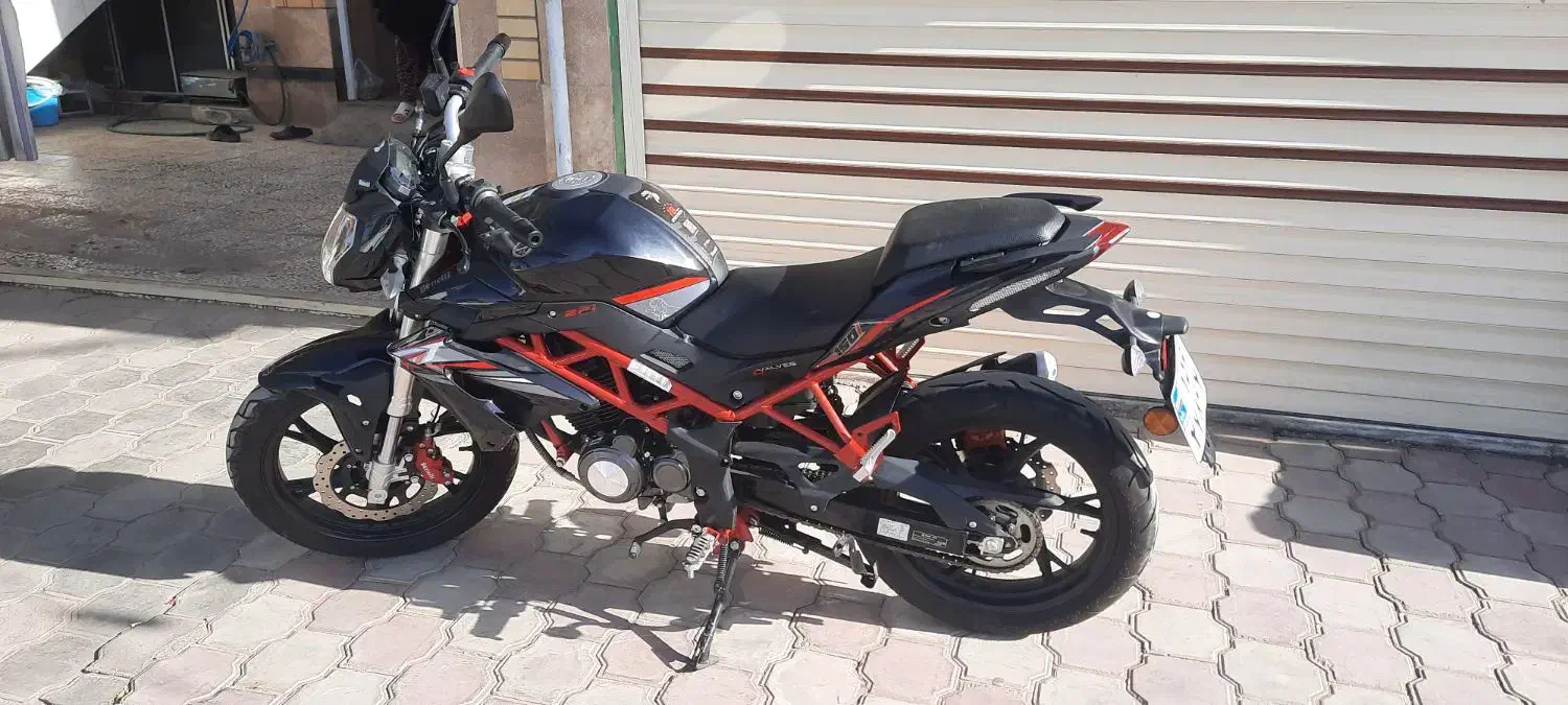 موتور زمرد کویر و بنلی|موتورسیکلت|آران و بیدگل, |دیوار