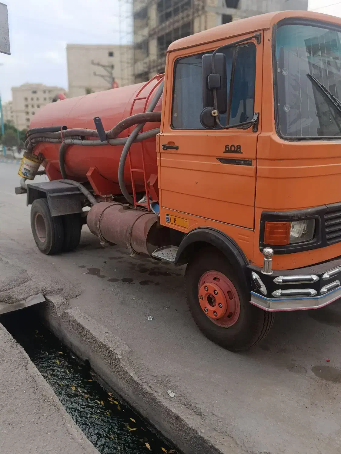 تخلیه چاه و مواد نفتی|خدمات پیشه و مهارت|بندرعباس, |دیوار