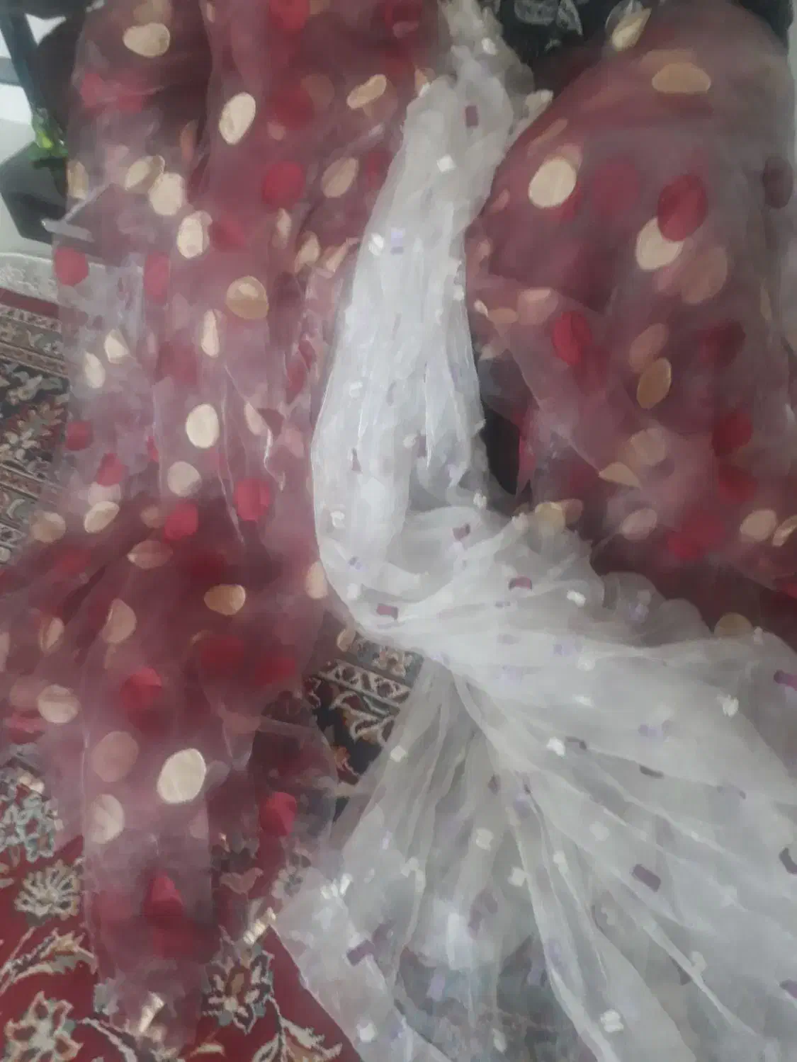 پرده|پرده، رانر، رومیزی|گلبهار, شهر جدید گلبهار|دیوار