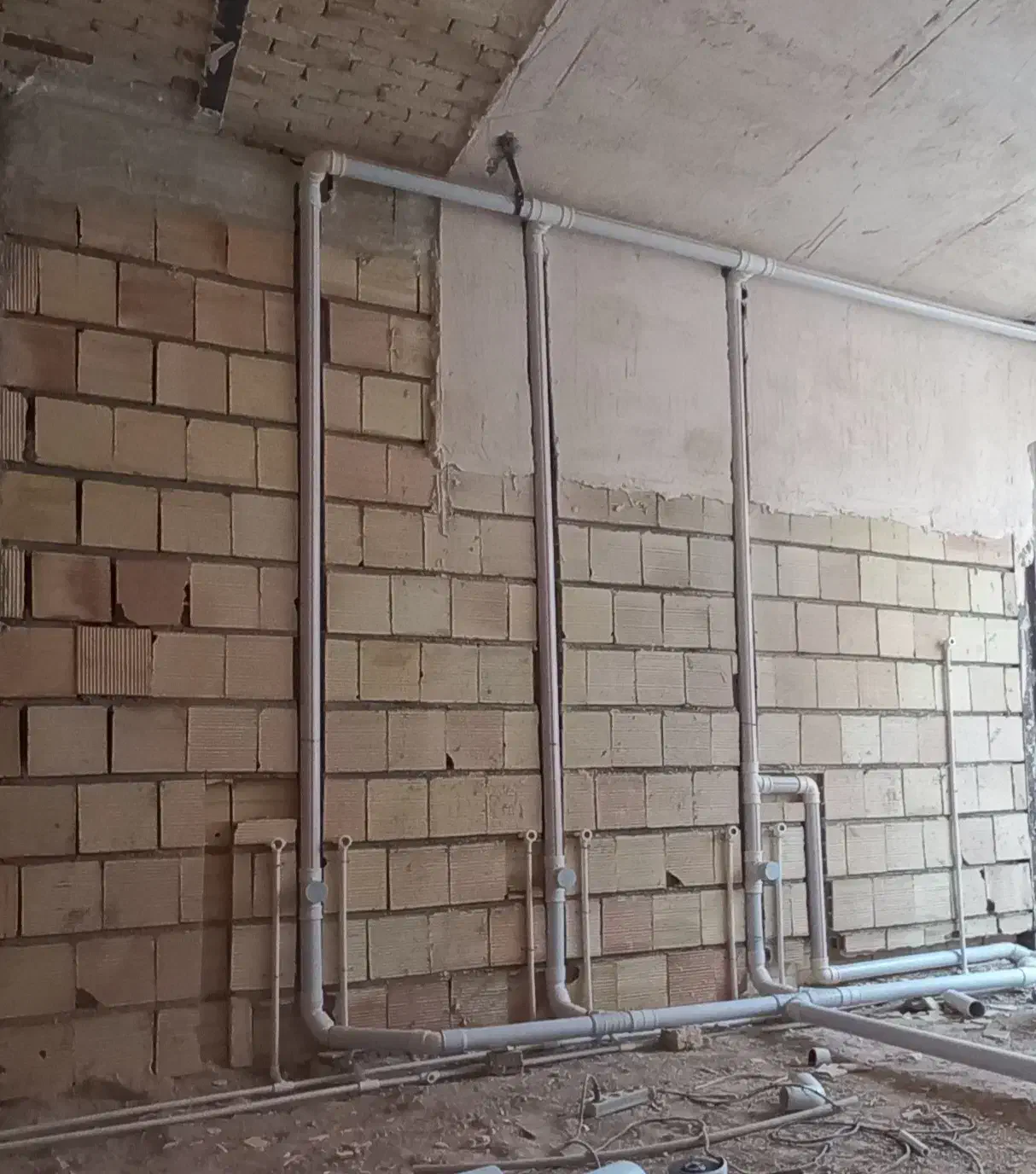 شاگرد تاسیسات|استخدام معماری، عمران و ساختمانی|ارومیه, |دیوار