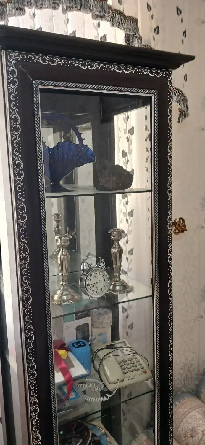 بوفه ۱/۸۰ بلند ۶۰ سانت عرض داخل اینه کاری|بوفه، ویترین، کنسول|ارومیه, |دیوار