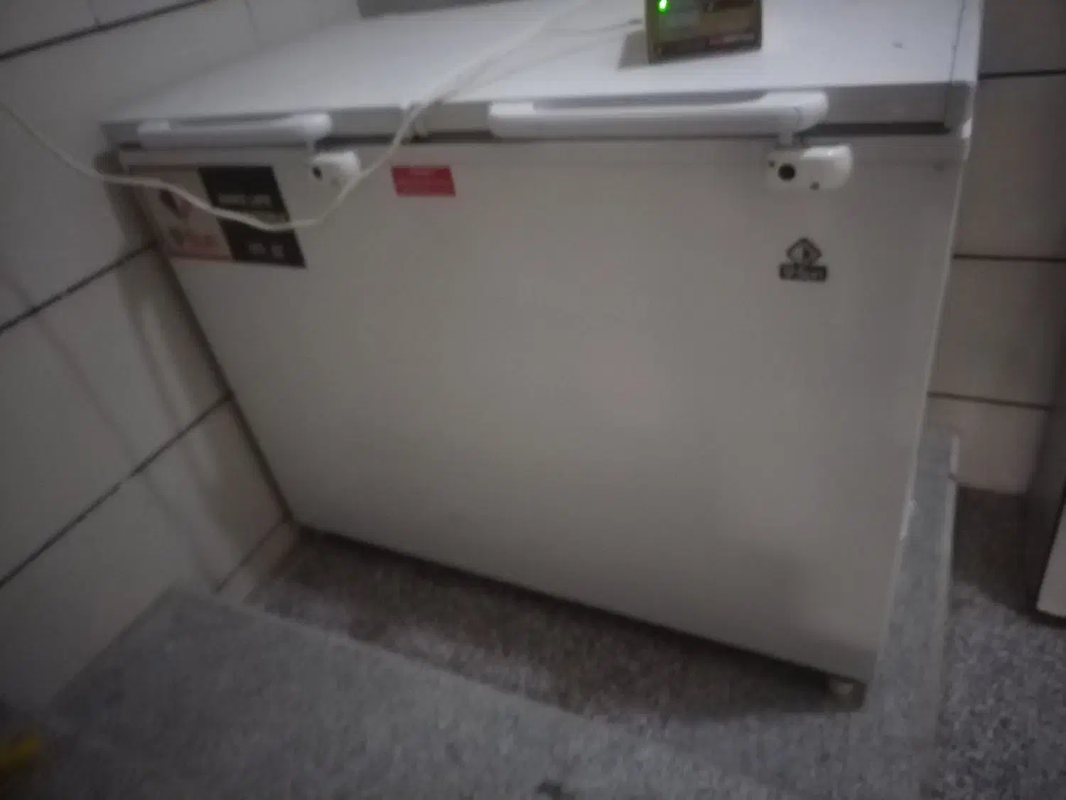 فریز در حد نو سالم و مرتب دو در تکمیل|یخچال و فریزر|کازرون, |دیوار