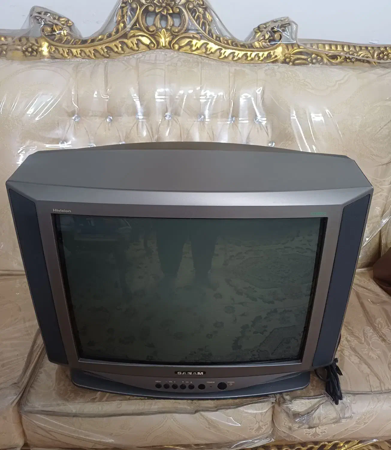 تلویزیون ۲۱اینچ صنام رنگی سالم|تلویزیون و پروژکتور|تهران, تختی|دیوار