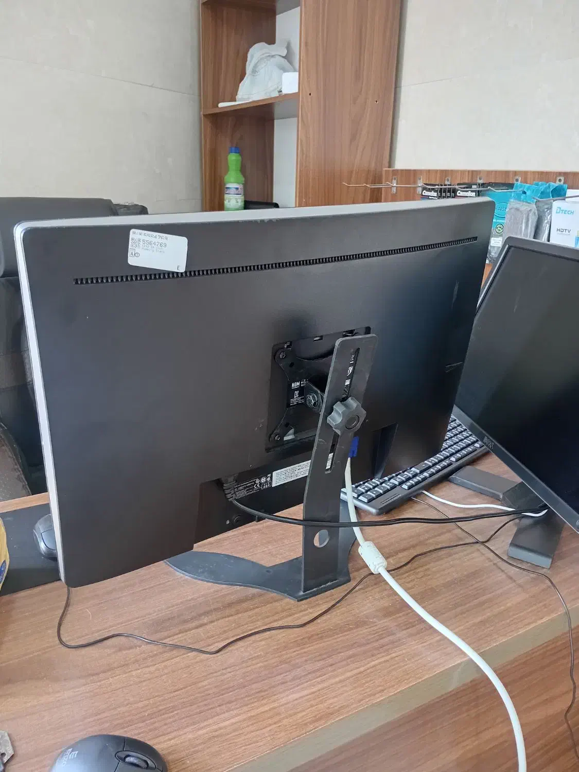 مانیتور ۲۴ اینچ پنل ips برند HP|قطعات و لوازم جانبی رایانه|بابل, |دیوار