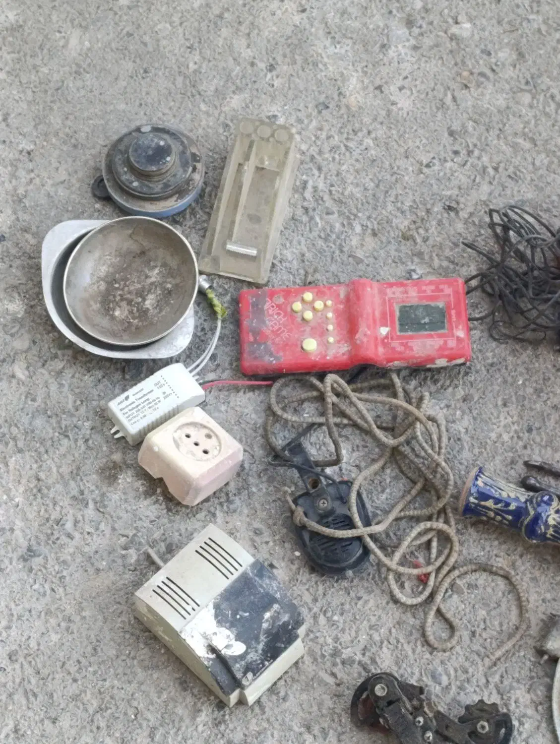 چهارپایه اهنی و لوازم غیره|ابزارآلات|مشهد, رضاییه|دیوار