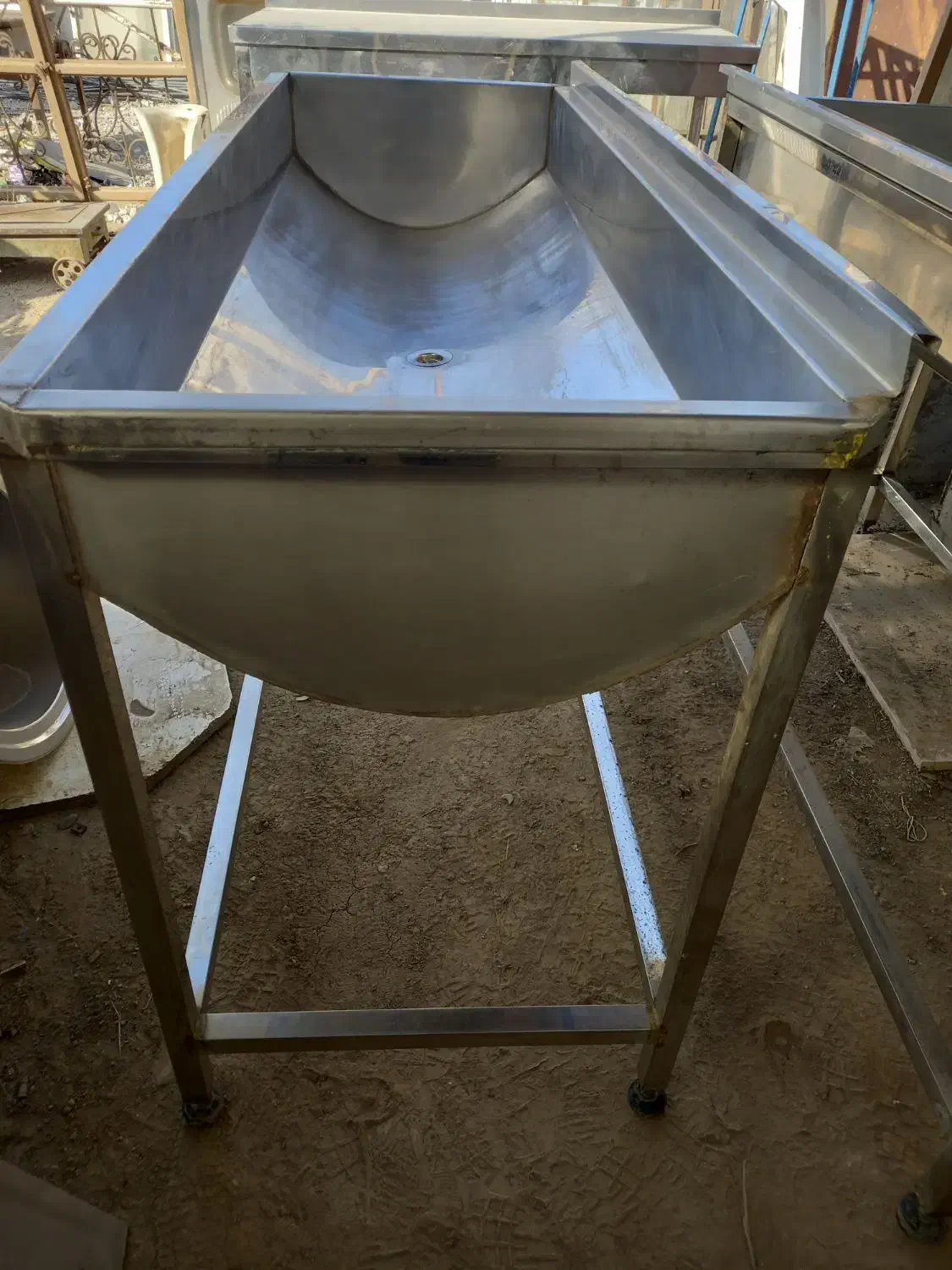 سینک صنعتی ۲ عدد تک لگن بزرگ و۳ لگن آلمانی تمیز|کافی‌شاپ و رستوران|مشهد, نیزه|دیوار