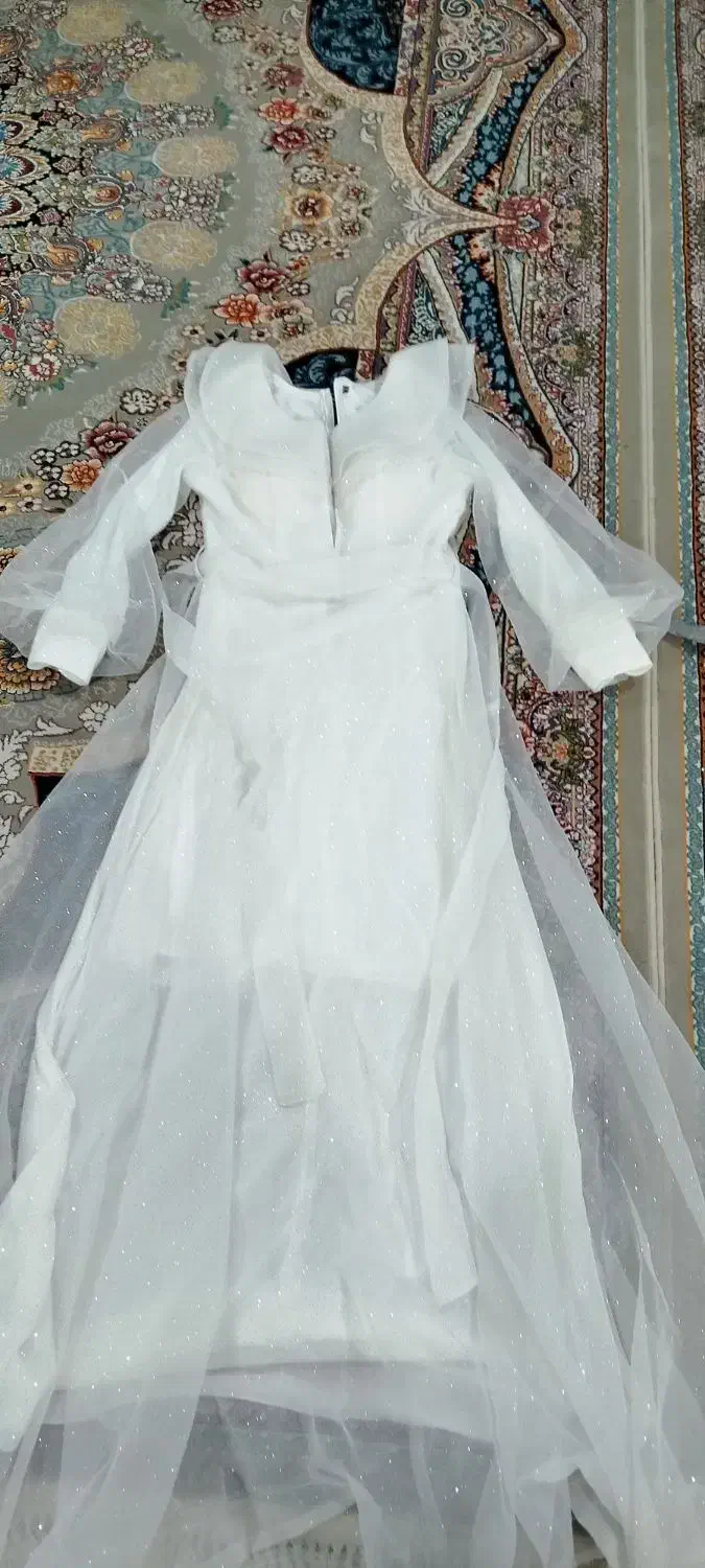 دو دس لباس نو نو|لباس|دورود, |دیوار