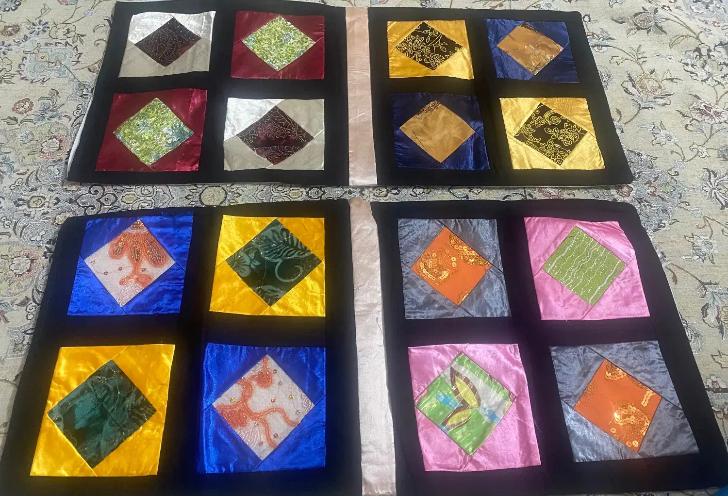 روتختی سنتی با دو عدد بالش|رختخواب، بالش، پتو|ری, شهید غیوری (ابن باویه)|دیوار