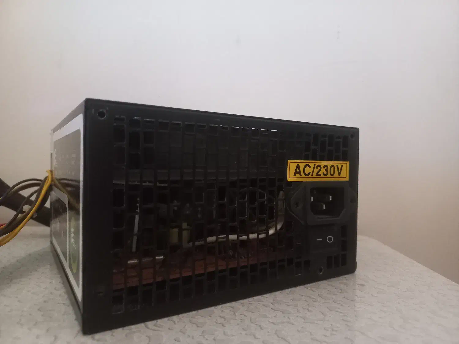 پاور کامپیوتربرند گرین سالم و آماده به کار|قطعات و لوازم جانبی رایانه|خوی, |دیوار