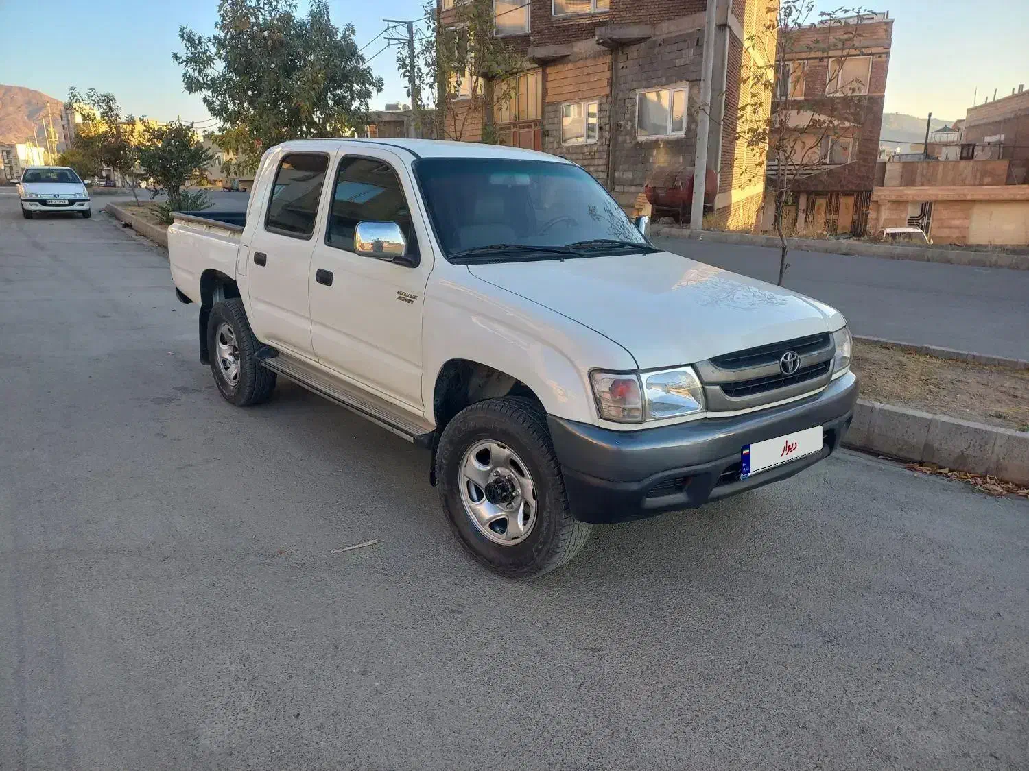 تویوتا هایلوکس ۲۰۰۱|خودرو سواری و وانت|بانه, |دیوار