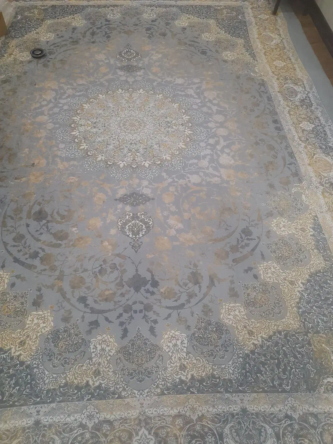 ۴عدد روفرشی کشدار بسیار زیبا وتمیز|روفرشی|اراک, |دیوار