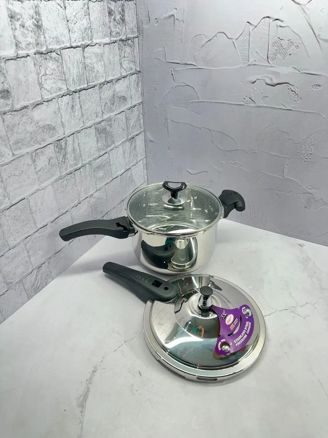 زودپز مایر آلمانی کف چدن/درب پیرکس/جهیزیه|ظروف پختوپز|آباده, |دیوار