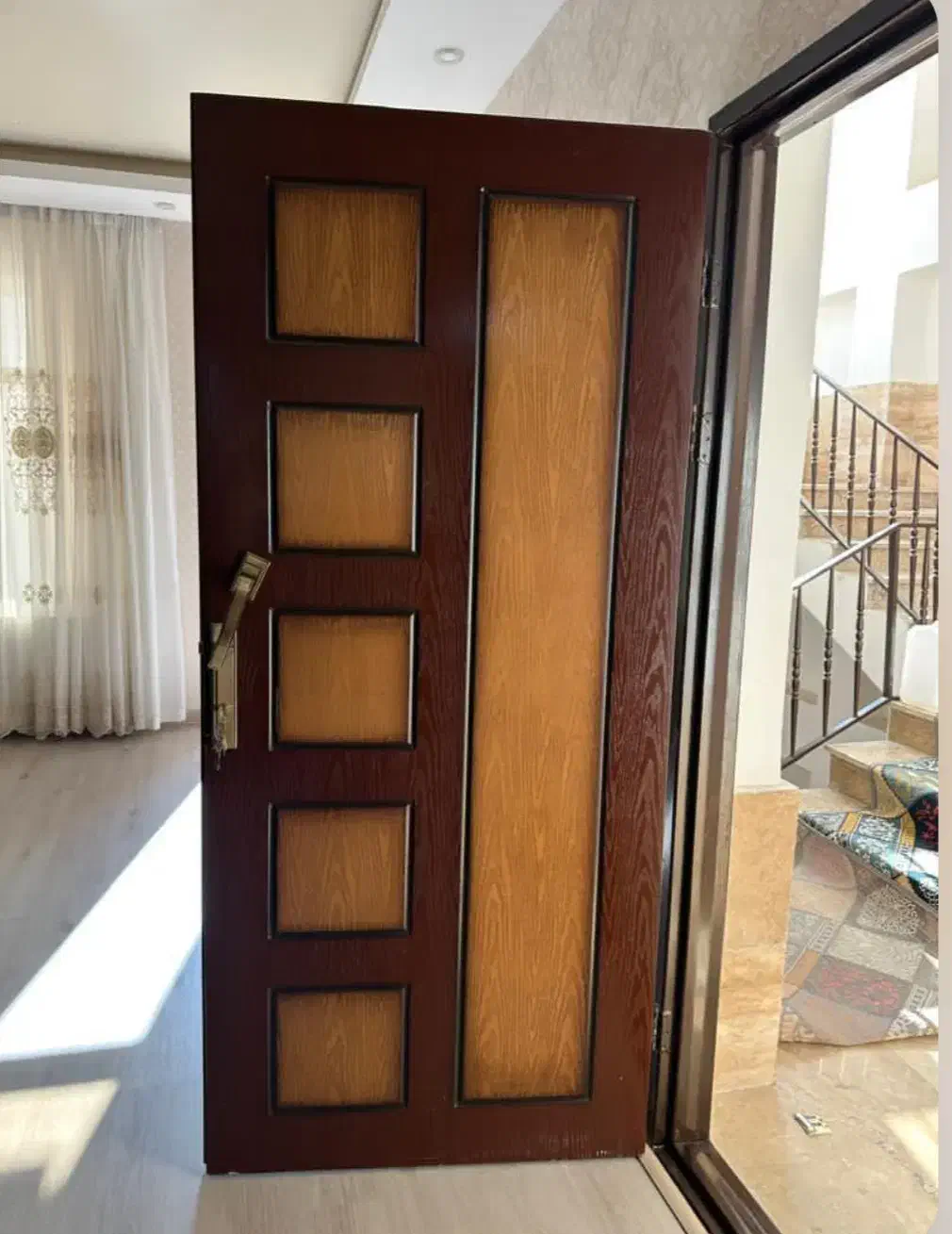 درب ورودی چوبی اصل نراد همراه چهارچوب|مصالح و تجهیزات ساختمان|پارس‌آباد, |دیوار