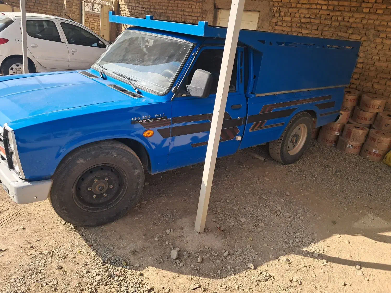 نیسان اپشنال ۴۰۲|خودرو سواری و وانت|آبیک, |دیوار