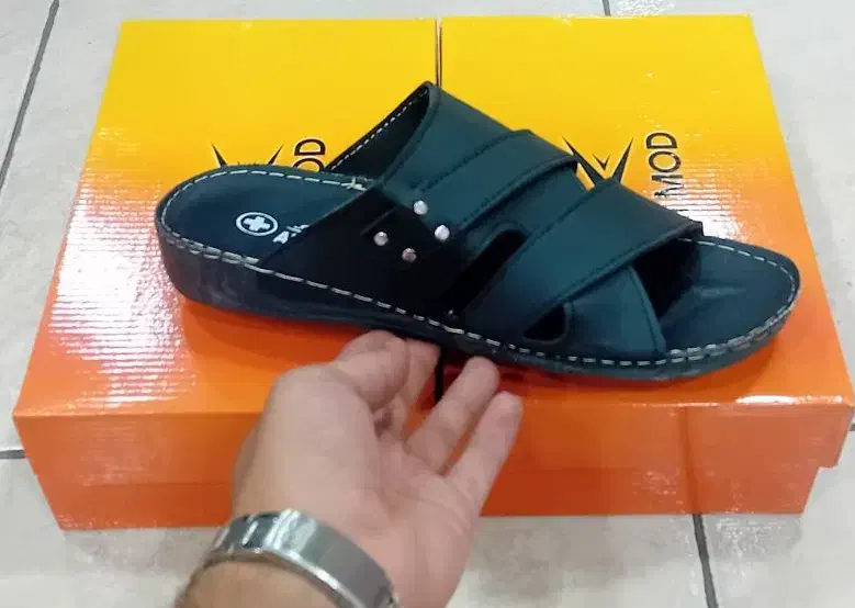 دمپایی مردانه مدل رادین ( عمده)|کیف، کفش، کمربند|شیراز, بالا کفت|دیوار