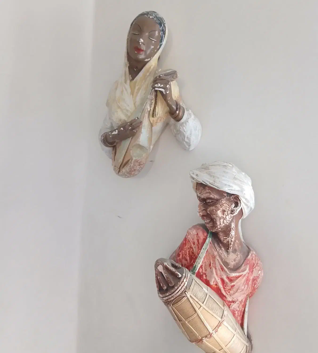 مجسمه عتیقه|کلکسیون اشیاء عتیقه|تهران, کاج|دیوار