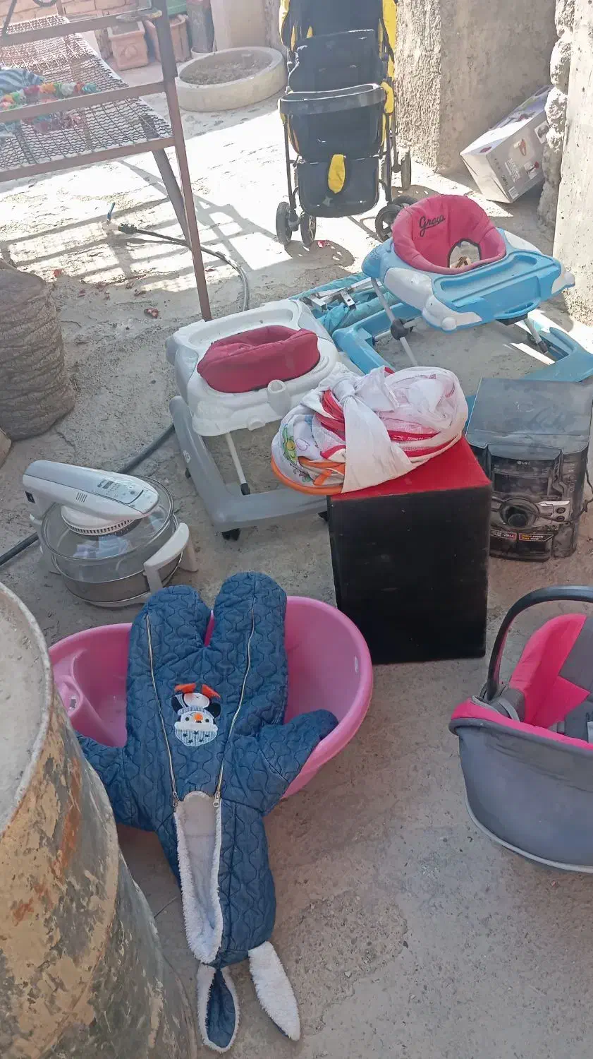 همه اینا قیمت ۲ملیون|اسباب و اثاث بچه|پیر بکران, |دیوار