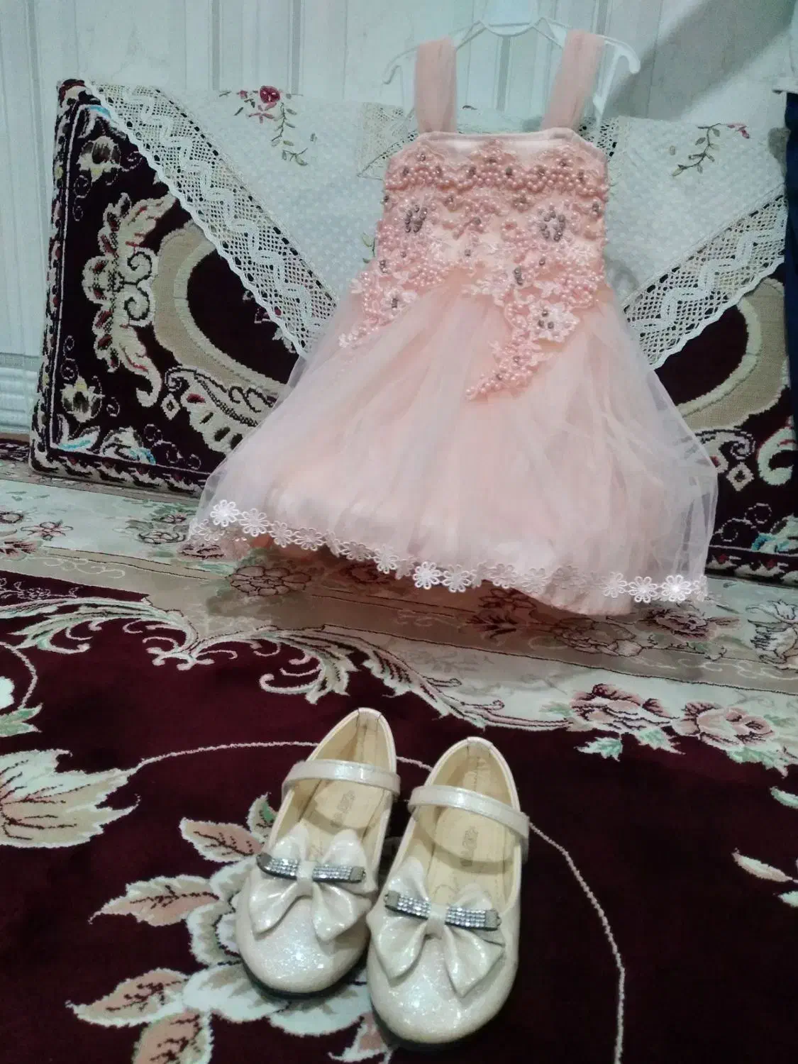 لباس عروس بچگانه وکفش بچگانه|کفش و لباس بچه|بهارستان, |دیوار