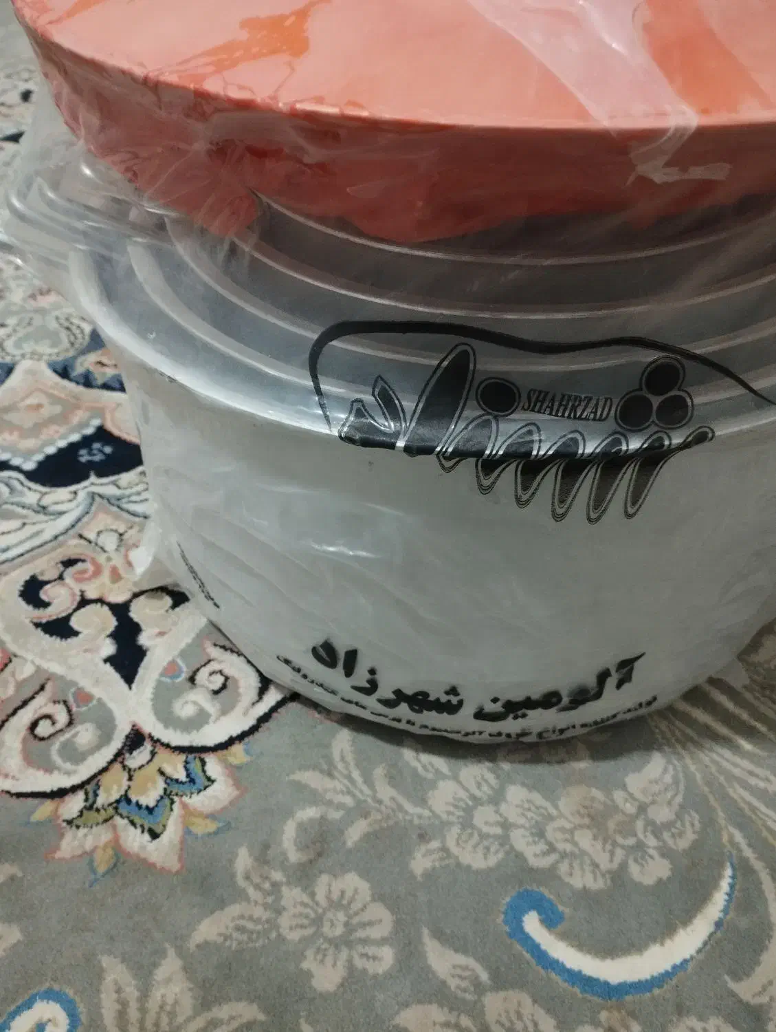 قابلمه|ظروف پخت‌وپز|زابل, |دیوار