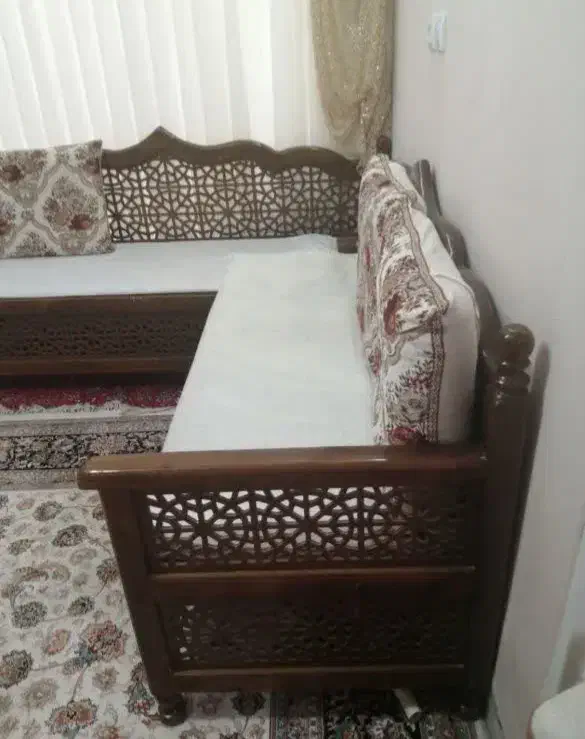 تخت سنتی|صندلی و نیمکت|اصفهان, رکن الدوله شرقی|دیوار